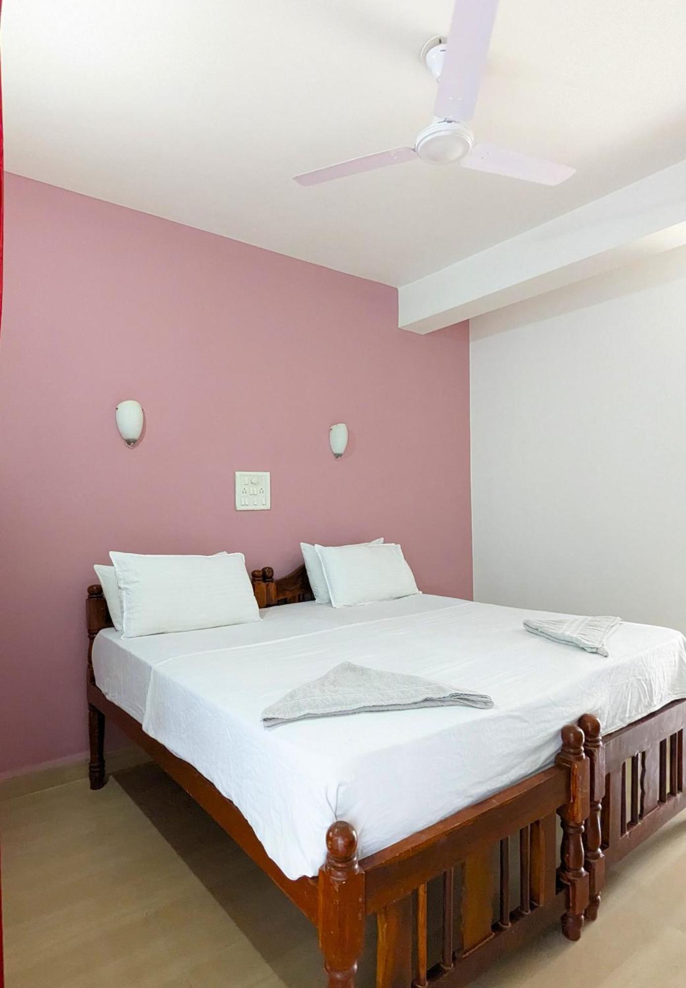 Santana Guest House Agonda Exterior photo