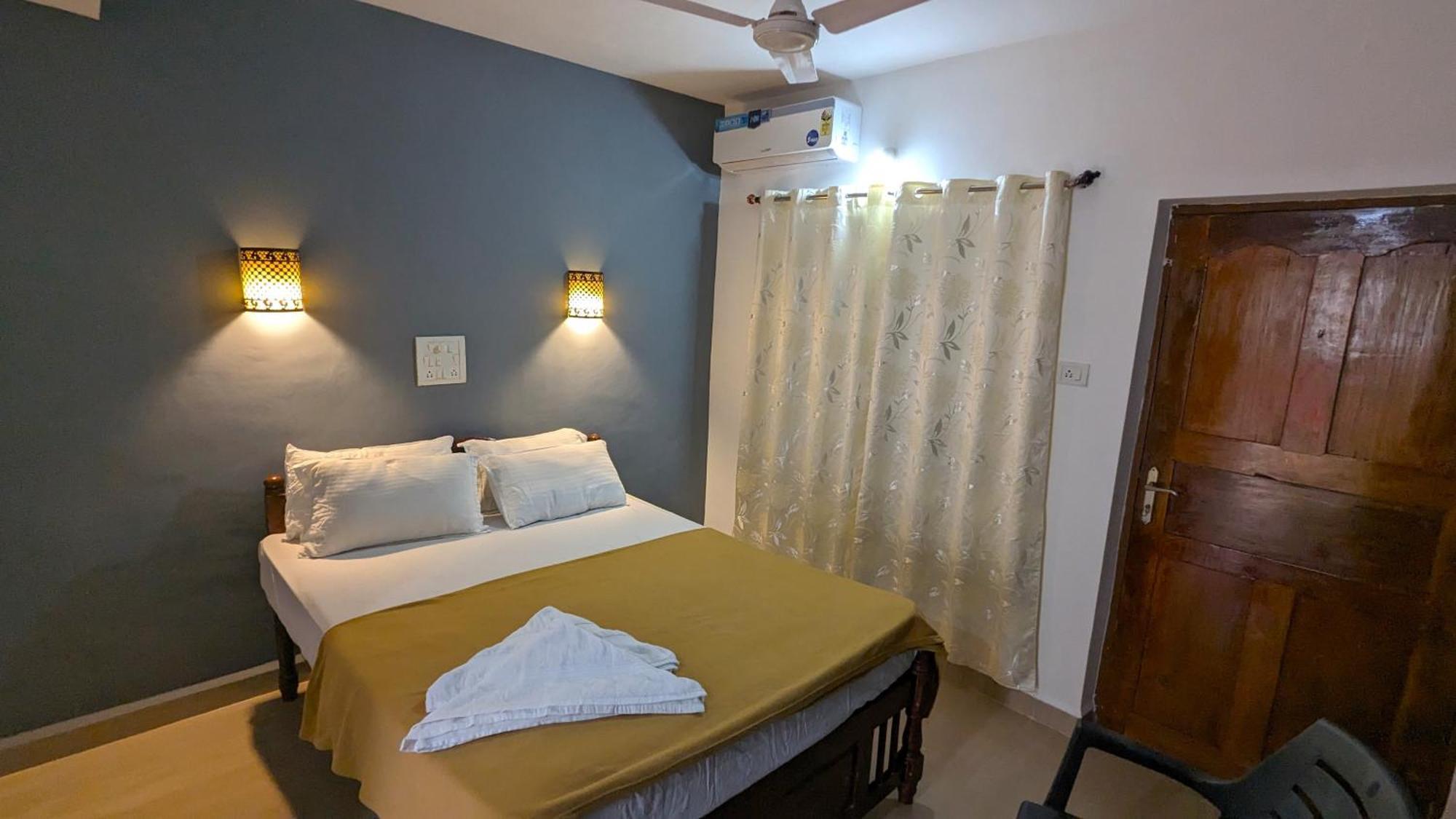 Santana Guest House Agonda Exterior photo