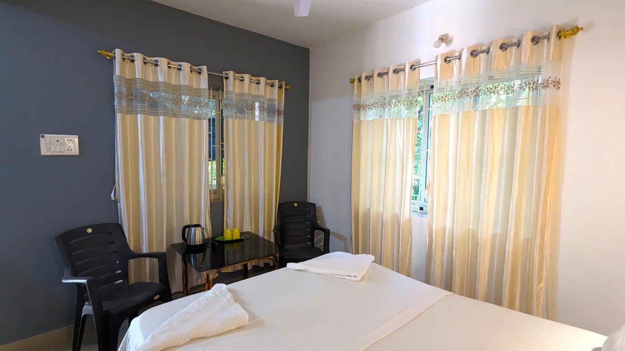 Santana Guest House Agonda Exterior photo